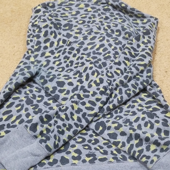 Aeropostale hoodie - Picture 3 of 3